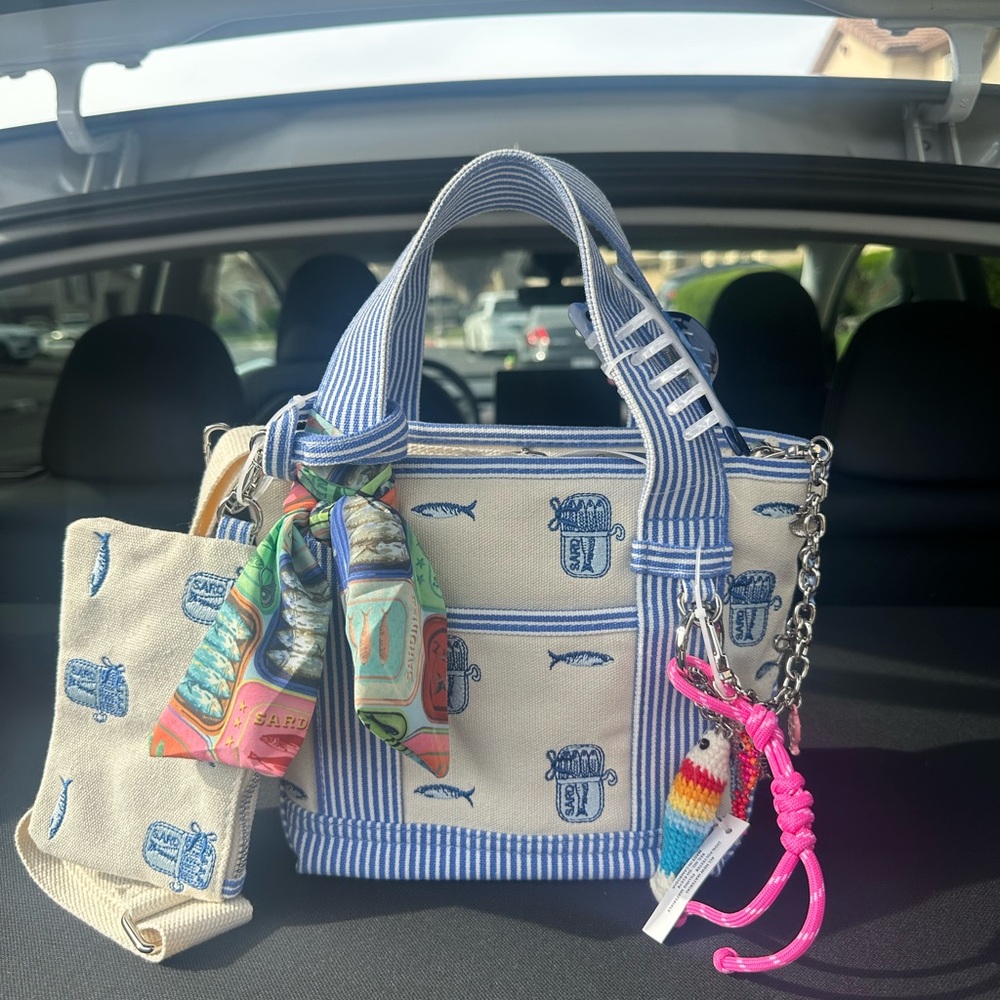 Madden Girl Blue & White Canvas Tote with Nautical Print